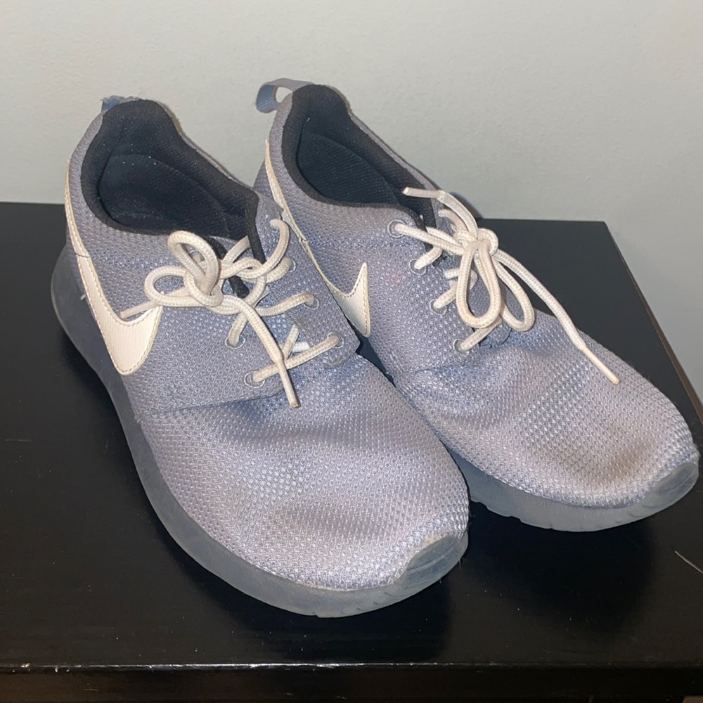 Nike women sneakers - Picture 2 of 2